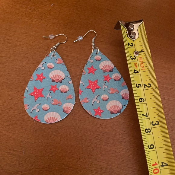 Leather teardrop earrings - Picture 2 of 2